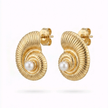 Gold spiral kabuk tasarımlı inci detaylı küpe