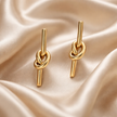 Parlak gold renk modern çubuk küpe
