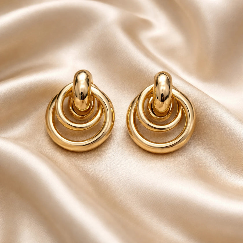 Gold İç İçe Halka Geçişli Kadın Küpe