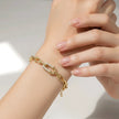 Alya Jewelry taşlı kilit detaylı gold takı seti