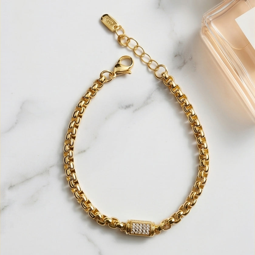 Zirkon taş detaylı modern gold bileklik